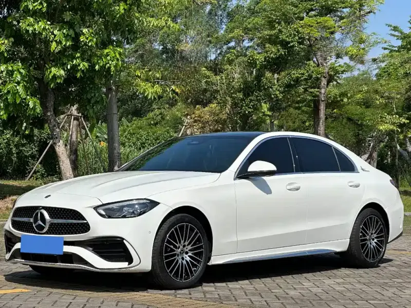 Mercedes-Benz C-Class, 2025