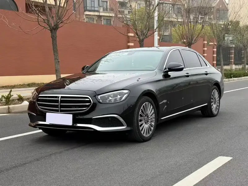 Mercedes-Benz E-Class, 2023