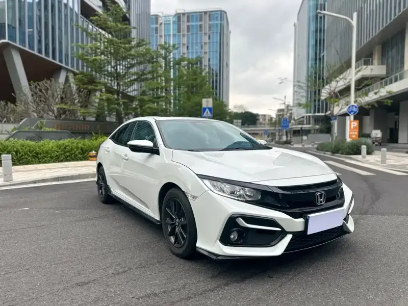 Honda Civic Honda Civic 2021 HATCHBACK 220TURBO CVT New Sharp Control, 2020 — фото 1