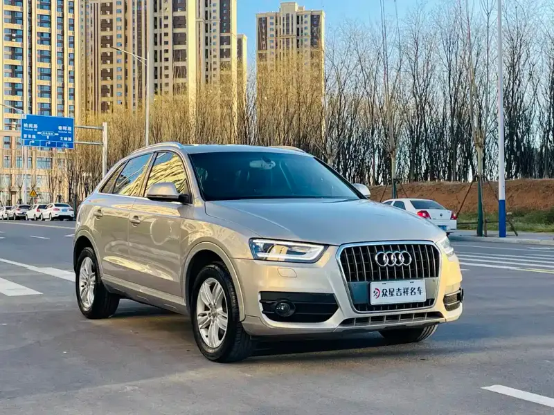 Audi Q3, 2015