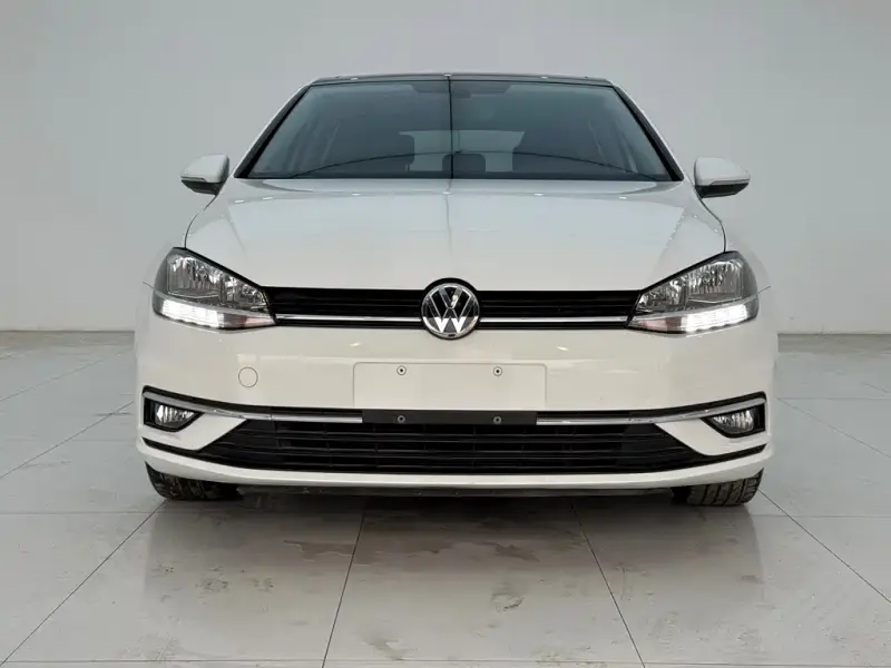Volkswagen Golf, 2020