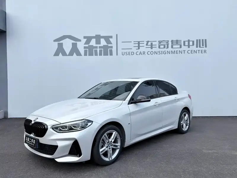BMW 1 Series, 2021