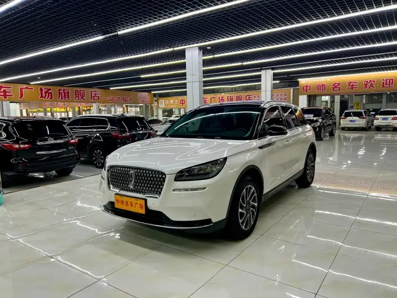 Lincoln Corsair, 2022