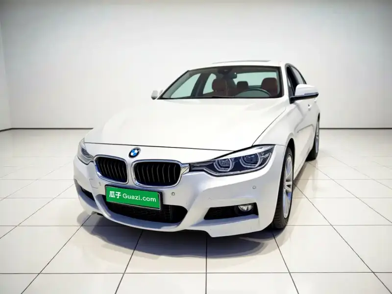 BMW 3 Series, 2018 — фото 1