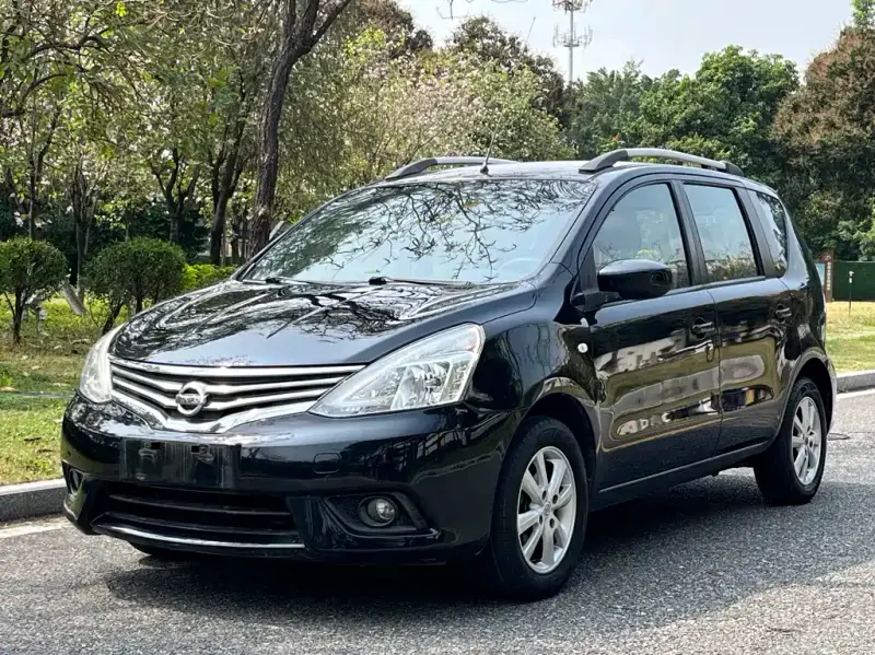Nissan Livina, 2013