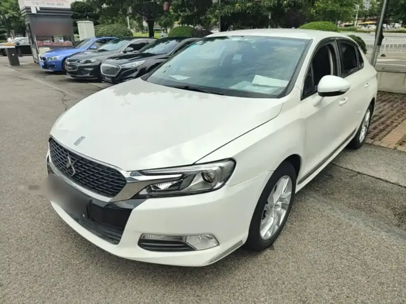DS 5LS, 2016
