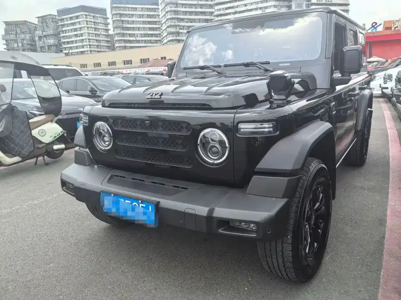 212 T01, 2025