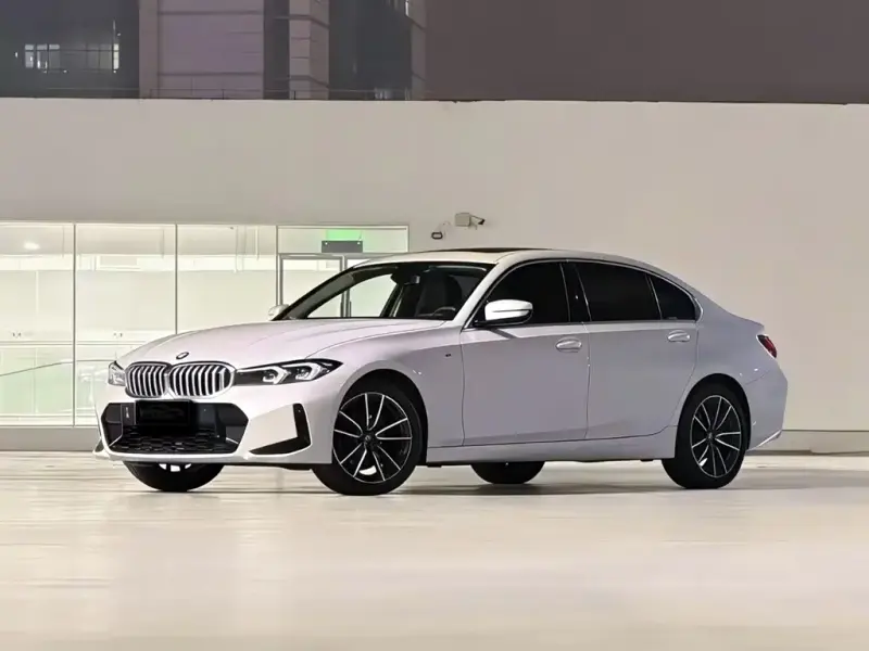 BMW 3 Series, 2023