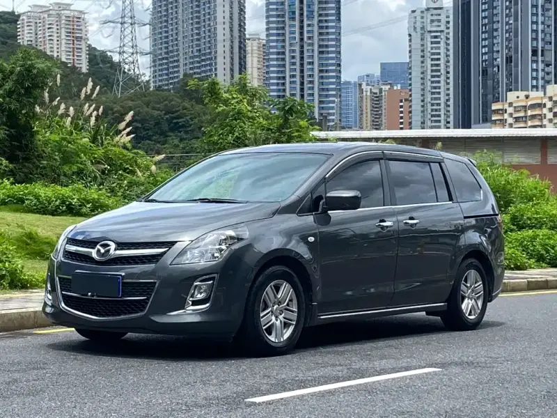 Mazda 8, 2011