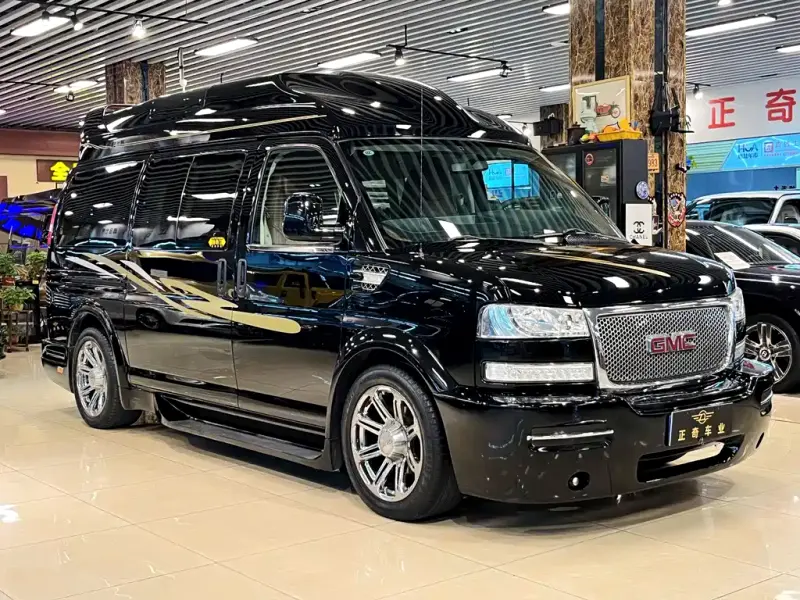 GMC Savana, 2016