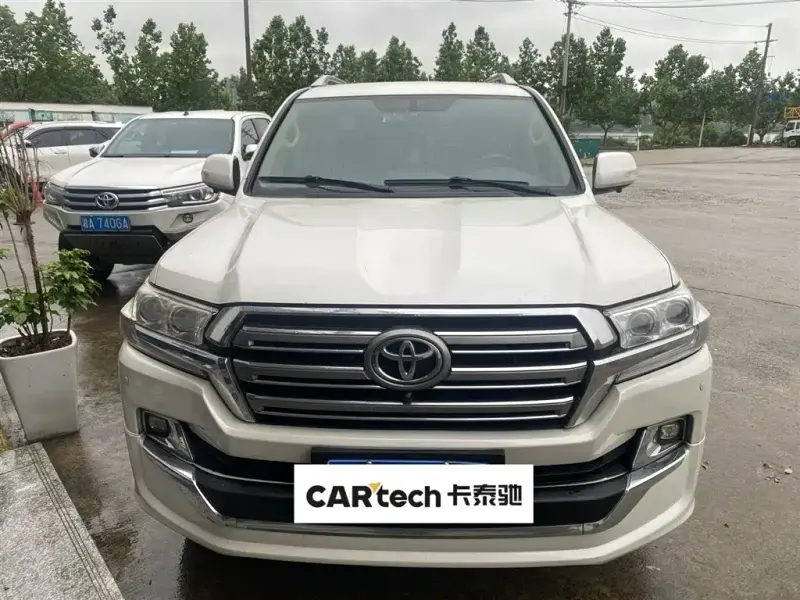 Toyota Land Cruiser, 2016