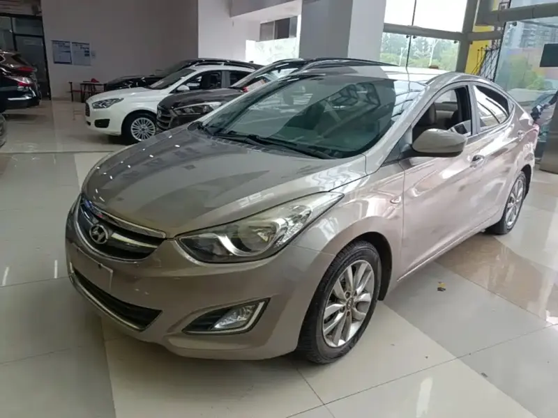 Hyundai Elantra Langdong, 2015