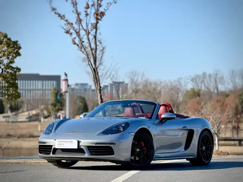 Porsche 718, 2022