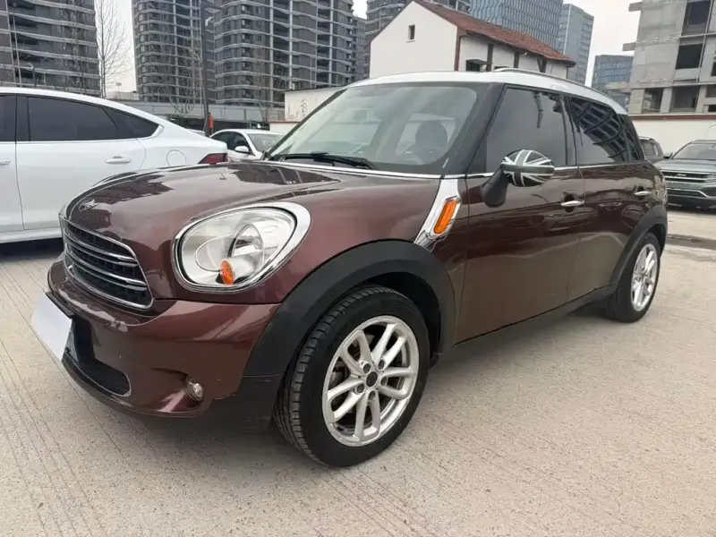 MINI Countryman, 2015