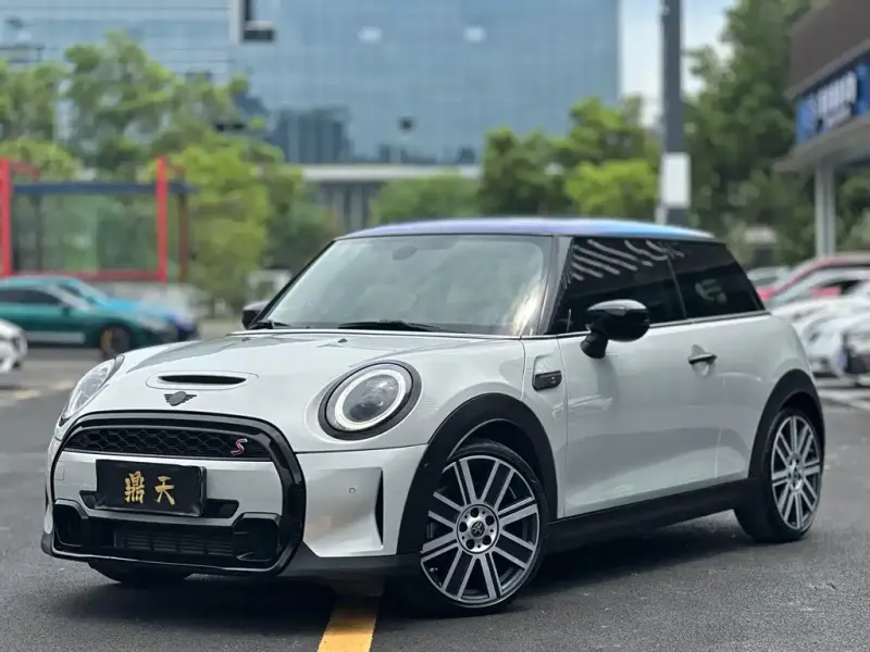 MINI Mini, 2022