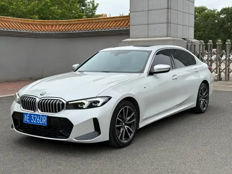 BMW 3 Series, 2023