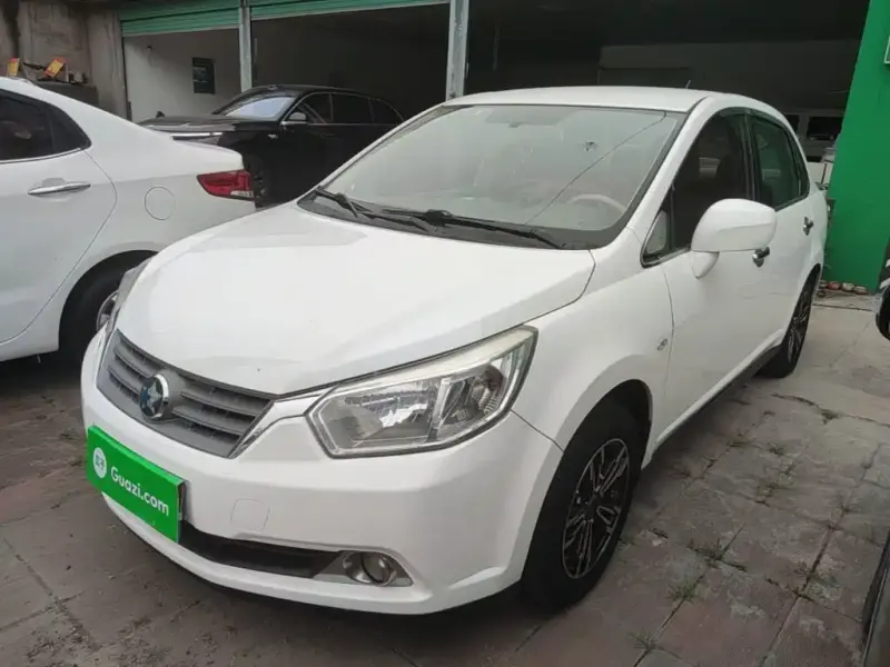 Venucia D50, 2015