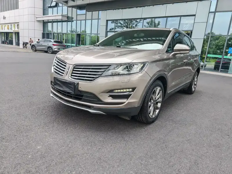 Lincoln MKC, 2018