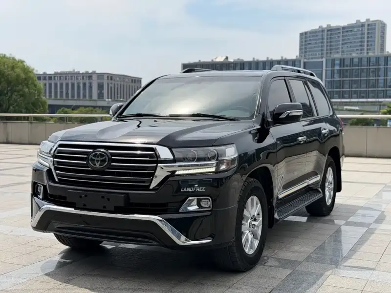 Toyota Land Cruiser, 2018 — фото 1