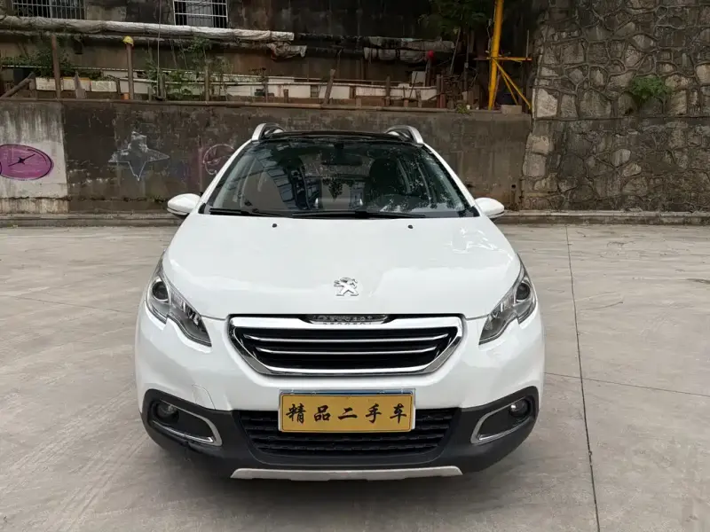 Peugeot 2008, 2015
