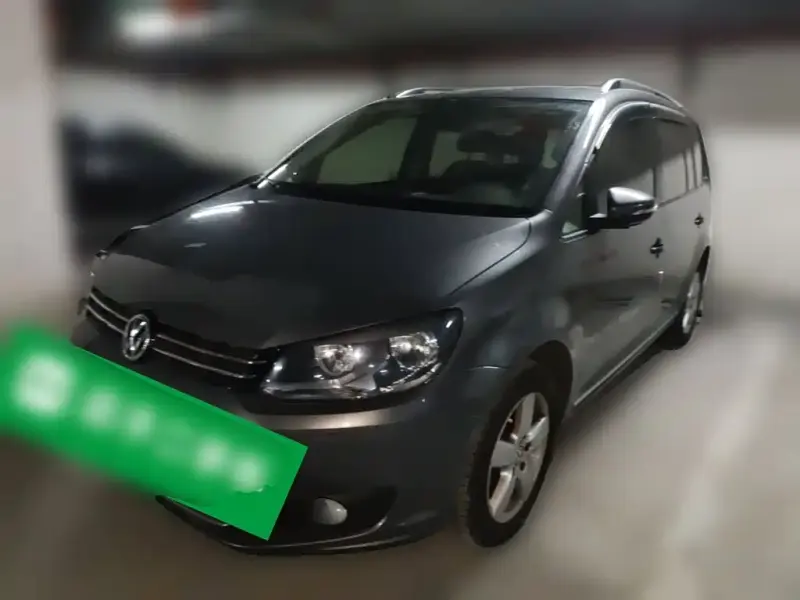 Volkswagen Touran, 2014