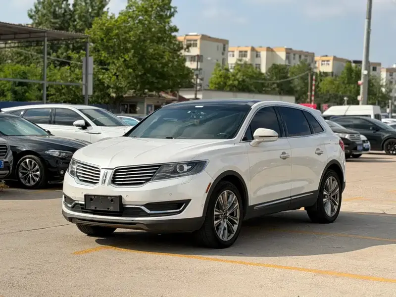 Lincoln MKX, 2016