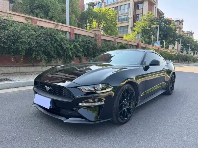Ford Mustang, 2021