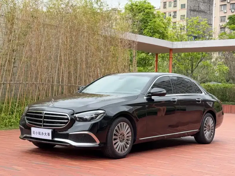 Mercedes-Benz E-Class, 2022