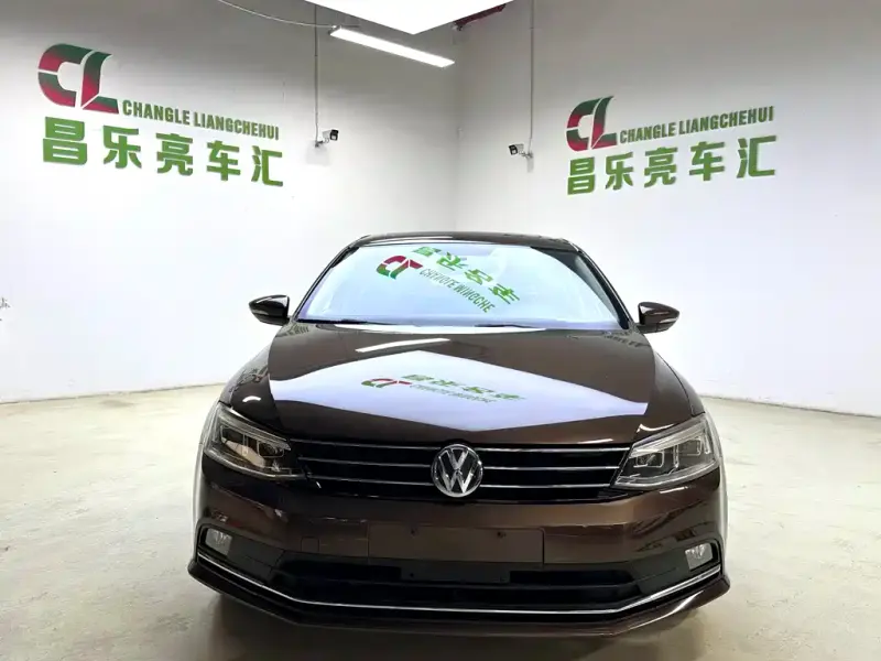 Volkswagen Sagitar, 2017