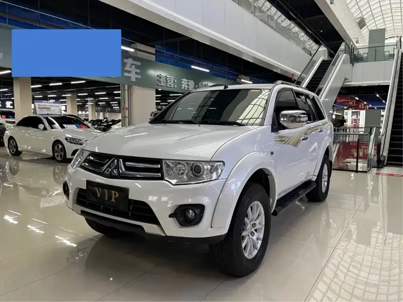 Mitsubishi Pajero Sport, 2016