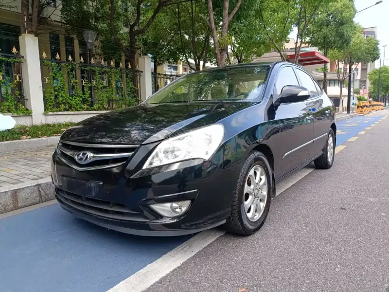 Hyundai Elantra, 2010