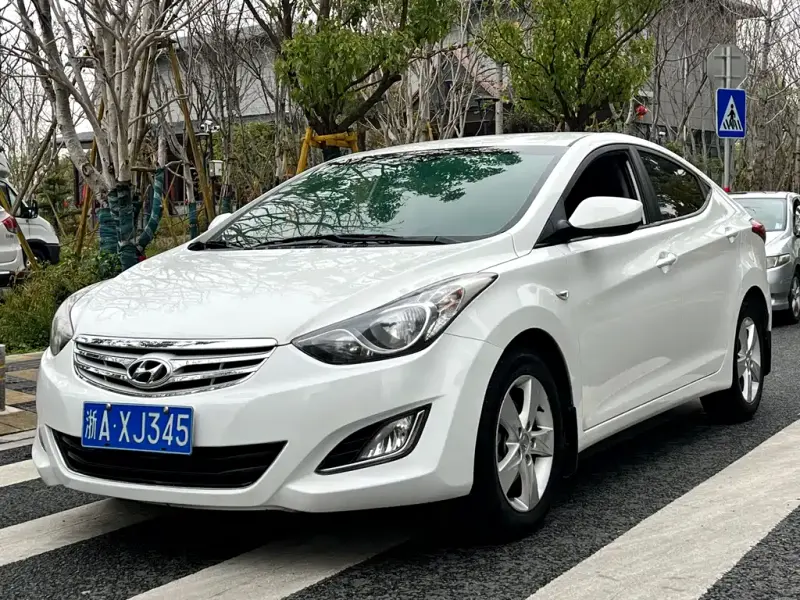 Hyundai Elantra Langdong, 2014