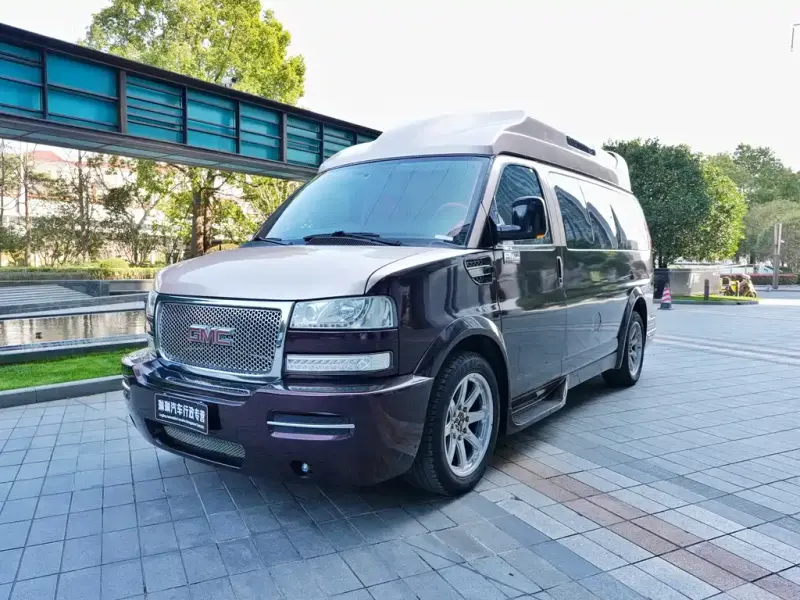 GMC Savana, 2017