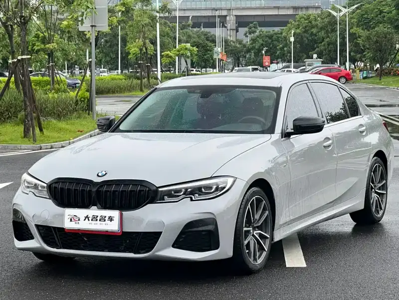BMW 3 Series, 2021