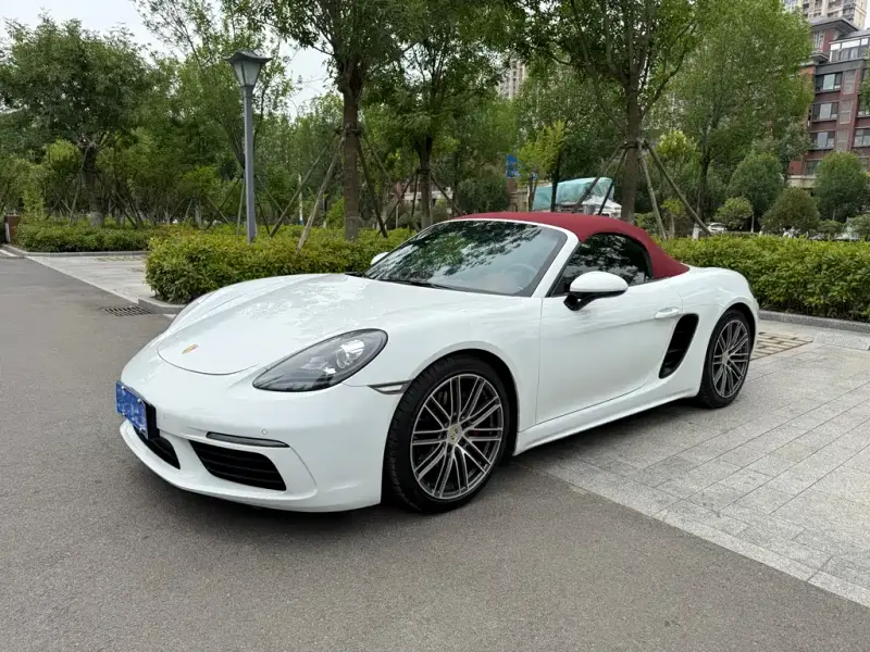 Porsche 718, 2018