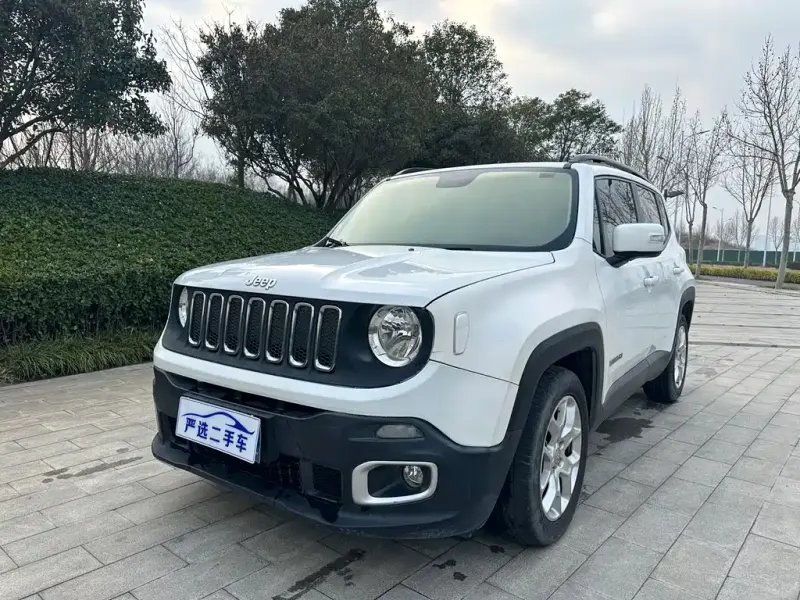 Jeep Renegade, 2016