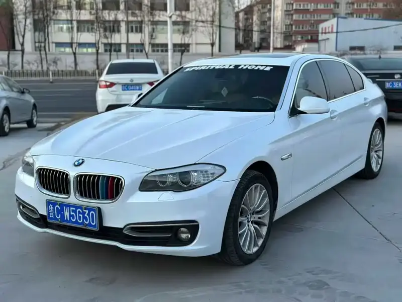 BMW 5 Series, 2011