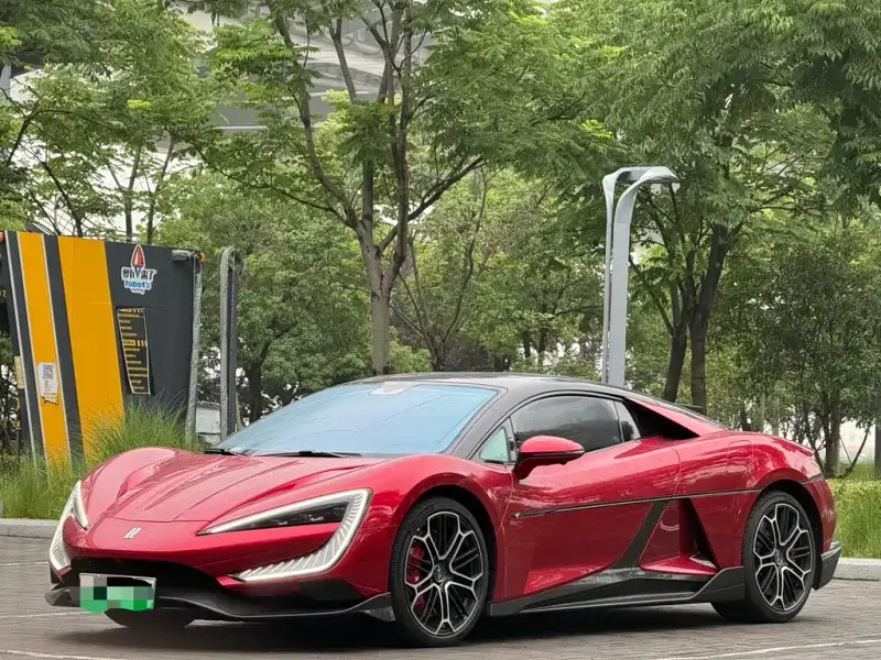 Yangwang U9, 2025