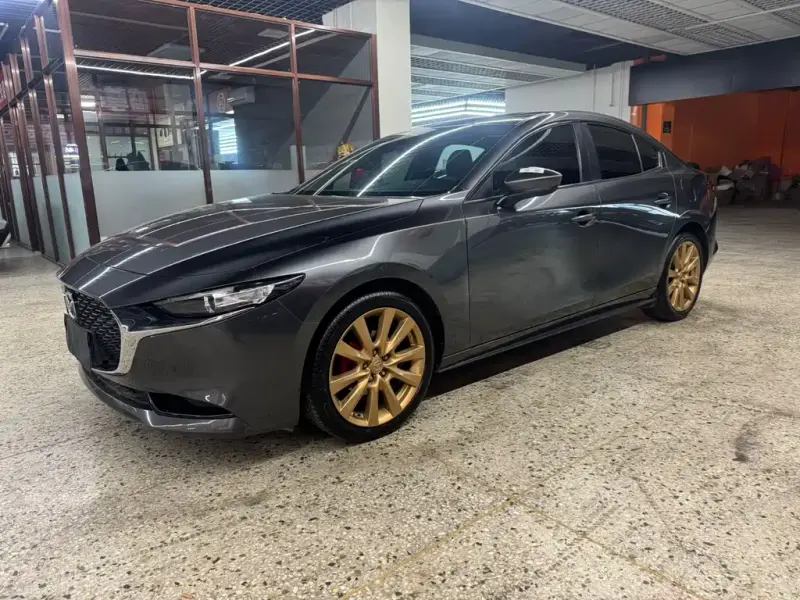 Mazda 3 Axela, 2022