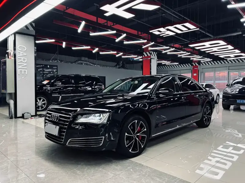Audi A8, 2011