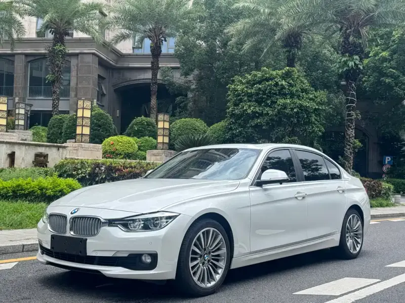 BMW 3 Series, 2019 — фото 1