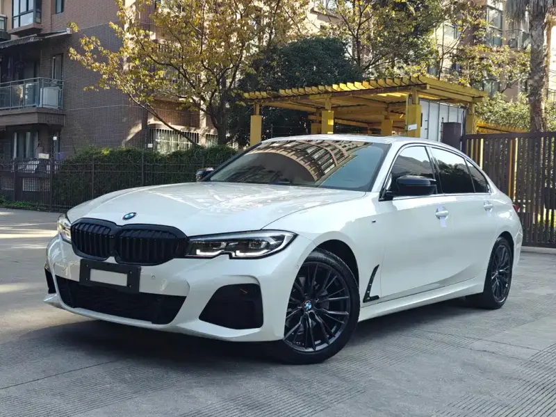 BMW 3 Series, 2021