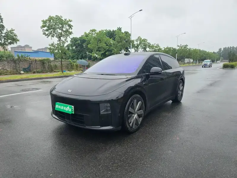 Li Auto i6, 2025