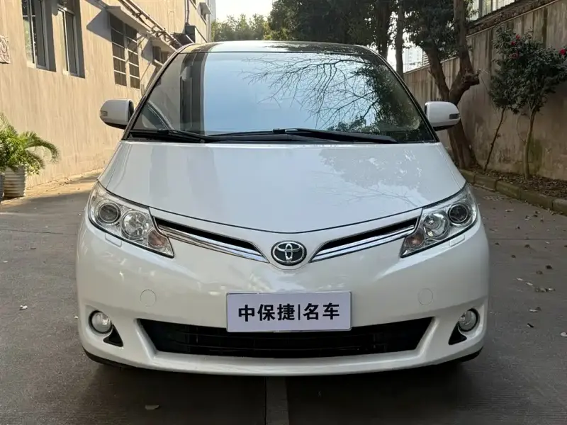 Toyota Previa, 2019