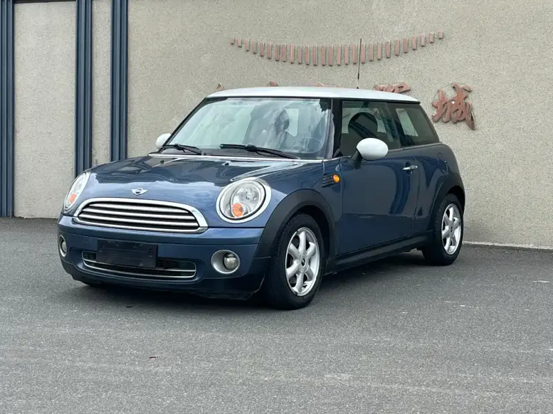 MINI Mini, 2010