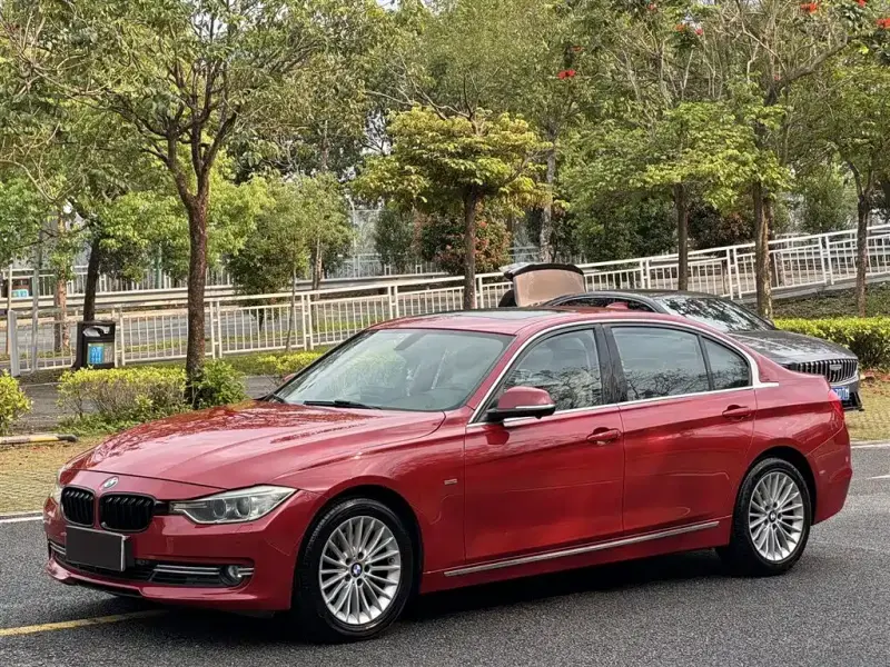 BMW 3 Series, 2012