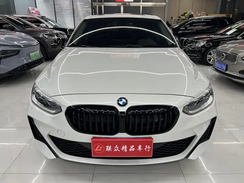 BMW 1 Series, 2021
