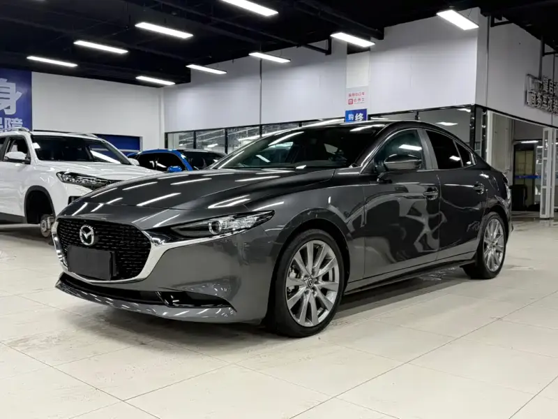 Mazda 3 Axela, 2022
