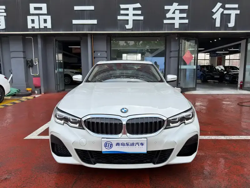 BMW 3 Series, 2022