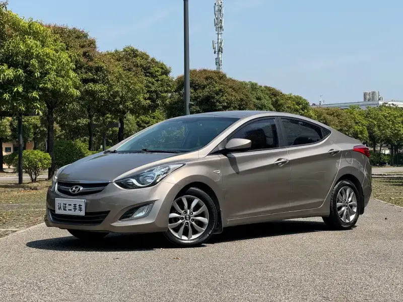 Hyundai Elantra Langdong, 2015